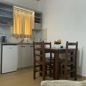 Apartment Milos, Himare